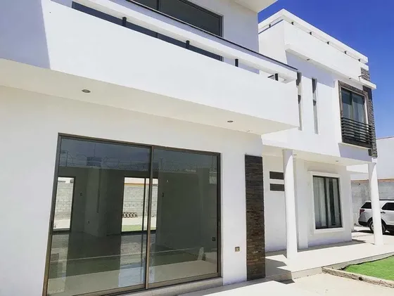 Amplia Casa 6d+6b Entrada Azapa (172280)