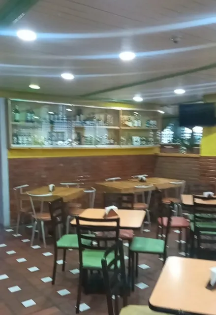 Venta Restaurante Remodelado Y Equipado Con Licencia De Licores. Av Las Delicias A Pie De Calle. Yy