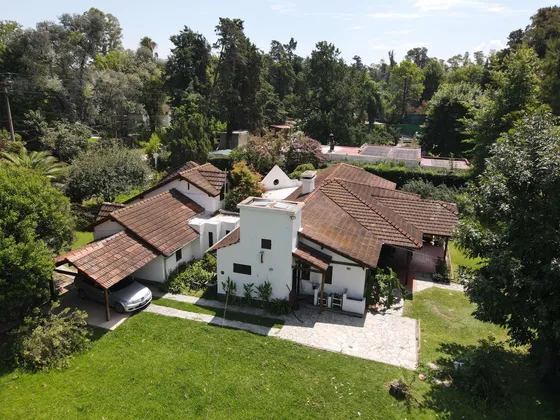 Importante Casa Quinta Sobre 7 Lotes 6500 M2 700 M2 Cubierto