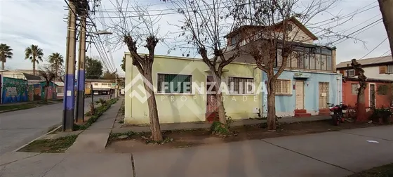 Casa En Arriendo De 3 Dorm. En Nocedal Estación Central