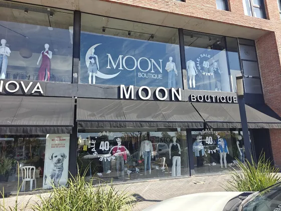Local De Indumentaria Femenina Moon Boutique