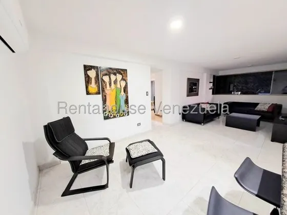 Apartamento En Alquiler En Santa Paula 25-21712 K.f