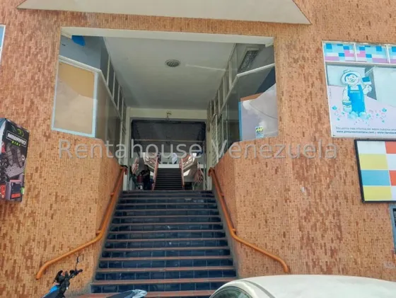 Milagros Inmuebles Local Alquiler Cabudare Lara Zona Centro Economica Comercial Economico Código Inmobiliaria Rent-a-house  25-7399