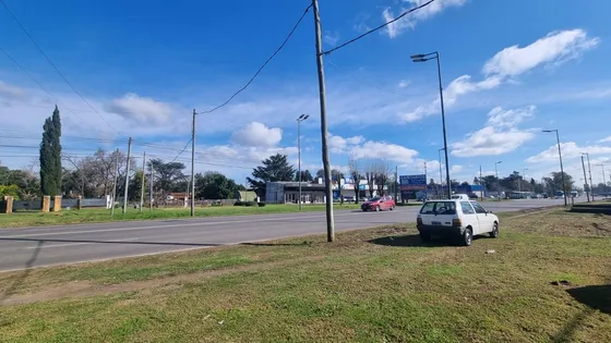 Depósito En Alquiler, Excelente Ubicación, Sobre Ex Ruta 8, En Del Viso, Pilar!!