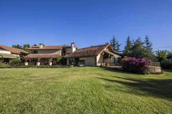 Casa En Venta En Pirque