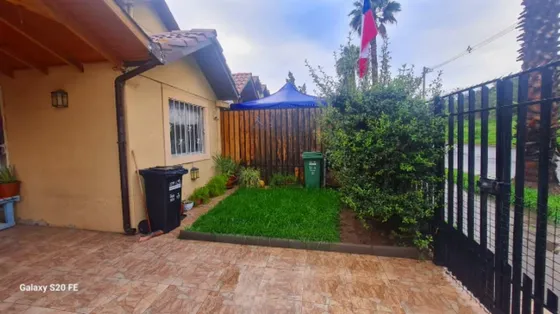 Casa En Venta De 3 Dorm. En Puente Alto