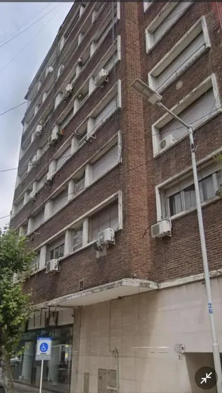 Calle Chacabuco -  Avellaneda Centro 