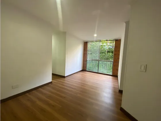 Apartamento En Venta En Calasanz Cerca Al Mall Santana