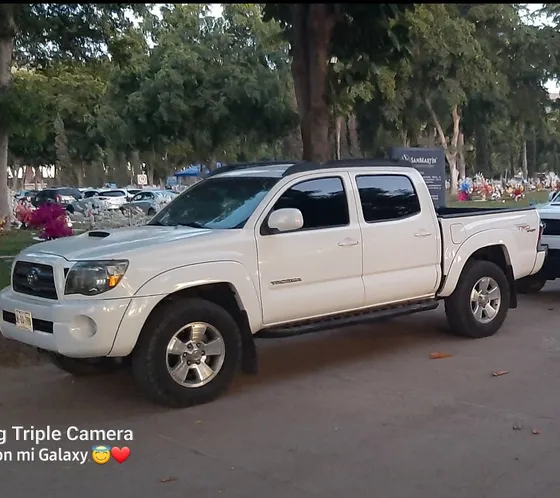 Toyota Tacoma 4x2