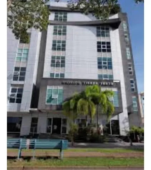 Local En La Clinica Tierra Santa Ve02-1729sc-ecam