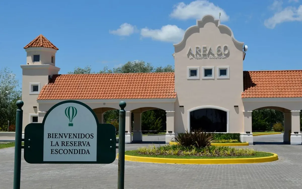 Venta De Lote En Country Area 60 1500m2 #179
