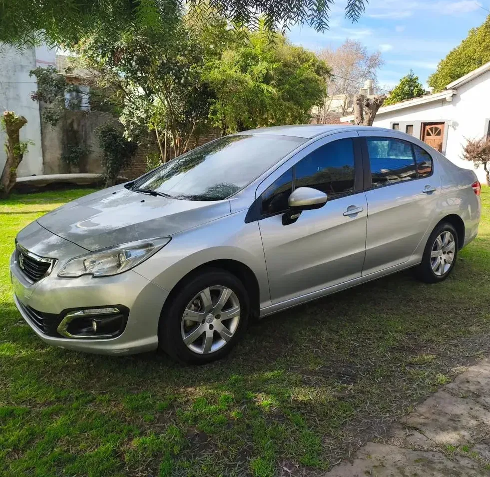 Peugeot 408 1.6 Allure Hdi 115cv
