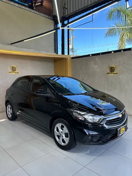 Chevrolet Onix Hatch Lt 1.4 8v Flexpower 5p Mec.