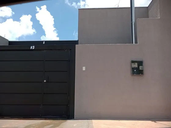 Alugo Casa No Jardim Anache, 2 Quadras Da Cidade Dos Meninos