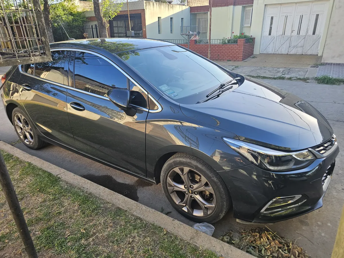 Chevrolet Cruze 1.4 LTZ AT 5 puertas