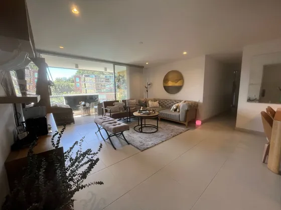 Vendo Apartamento Poblado Catropol - Medellín | Espacio, Luz Y Exclusividad