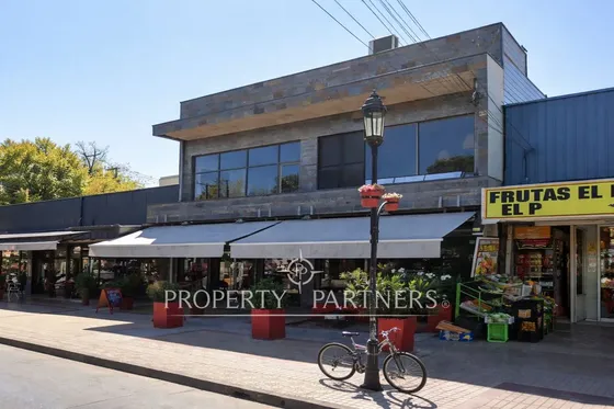 Gran Local Comercial Con Renta Activa