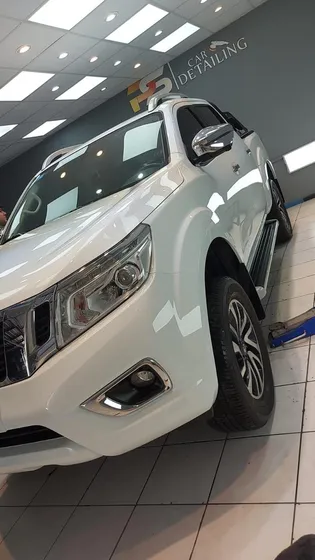Nissan Frontier 2.3 Le Cd 4x4 Mt