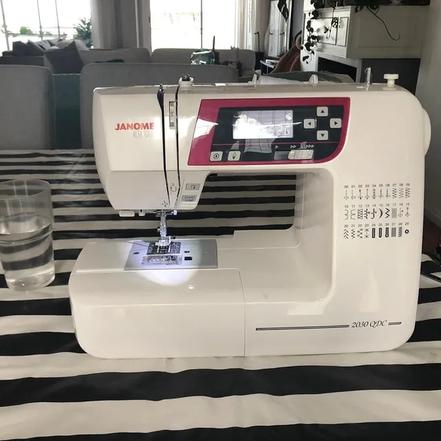 Servicio Técnico De Máquinas Coser A Domicilio Y En Taller 