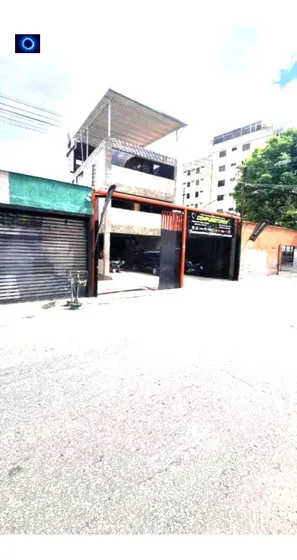 Alquiler / Edificio /santa Eduvigis / 90 A 200 M2 $7,500.00