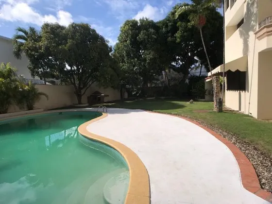 Casa En Alquiler Vacia De 5 Habitaciones En Los Cacicazgos