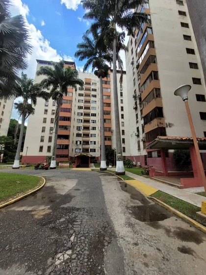 Se Vende Apartamento Piso Bajo Para Remodelar En Tazajal |ap