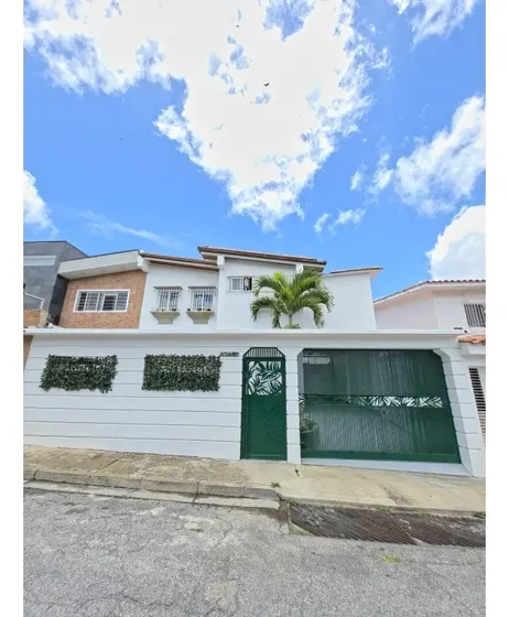 Casa En Venta 250 M2 - Urb Alto Prado