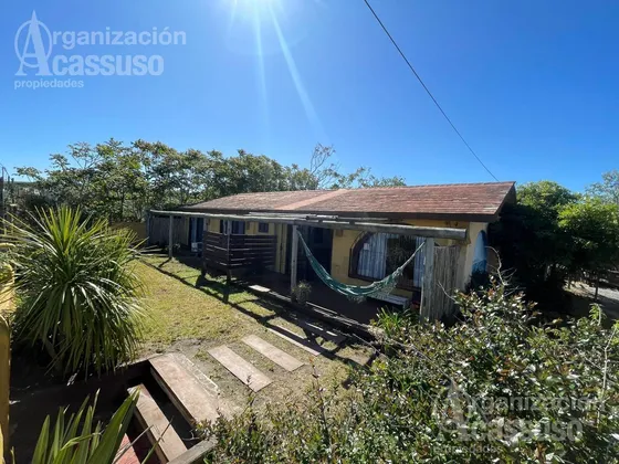 Casa En Las Grutas 4 Dormitorios 3 Baños Parrillero Mar