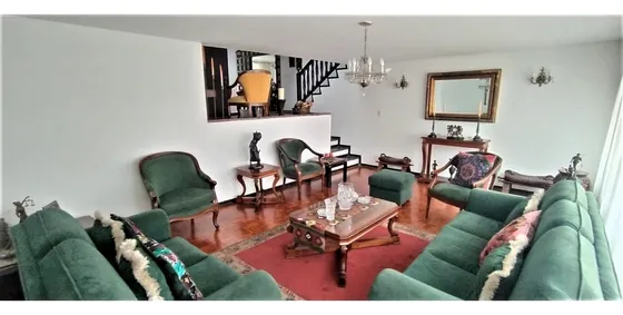 Venta De Casa En La Av. Paralela - Sector La Arboleda 