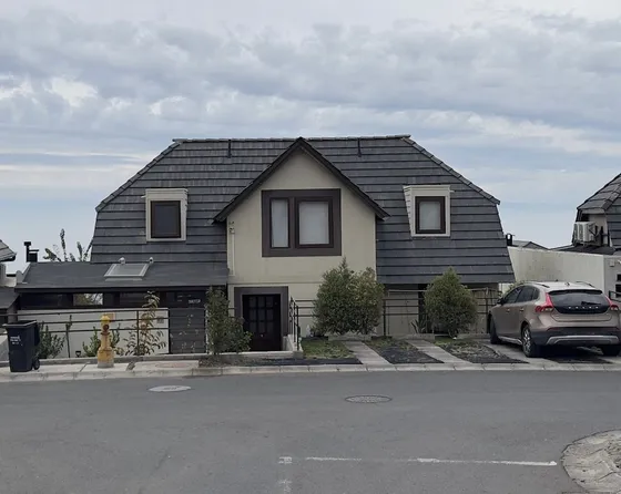 Casa 160 Mt2 Con Vista Panoramica En Alto Macul 4d / 3b