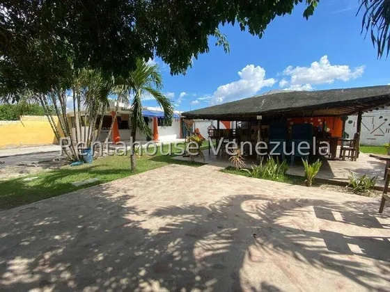 Local En Venta En Plena Zona Gastronómica De Cabudare Urb El Placer \\ Mehilyn Perez Tu Asesor De  Confianza //