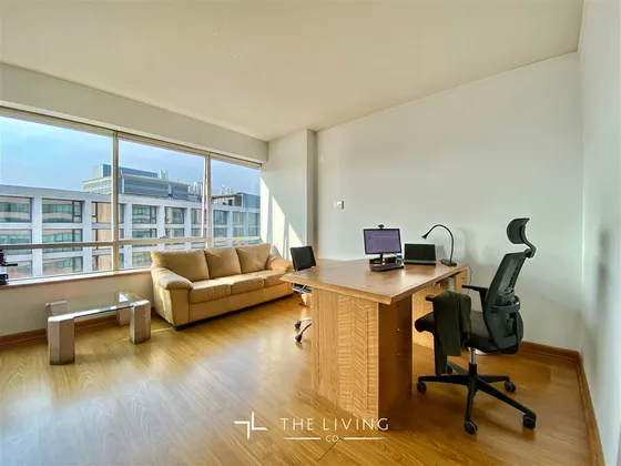 Excelente Oficina En Venta En Lo Barnechea
