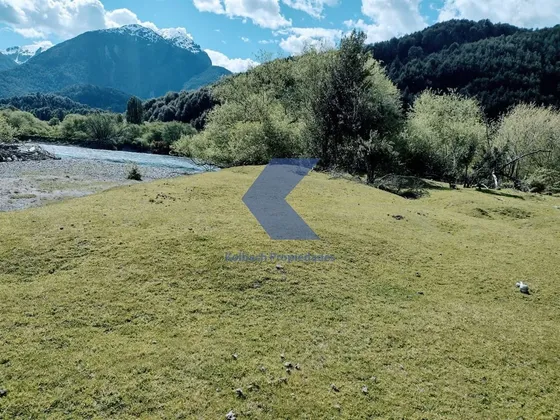 Hermoso Terreno Con Orilla De Río En Venta En Palena