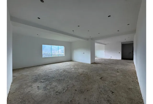 Apartamento En Venta En El Solar Del Hatillo 217 Mtrs2 (apto 1)