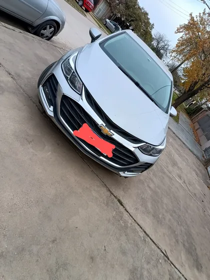 Chevrolet Cruze 1,4 Lt 5 Puertas , Caja Manual 6ta