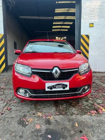 Renault Logan 1.6 Privilege 16v