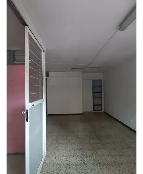 Arriendo Comodo Y Amplio Local Comercial Estadio 