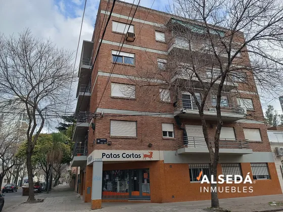 Departamento Venta Rosario - 3 Dormitorios - Con Local