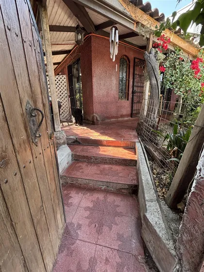 Casa Venta De 2 Dorm. La Florida, Los Daneses Con San Jorge
