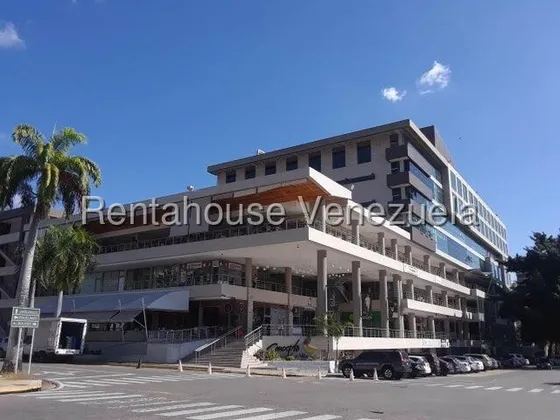 Local  Consultorio  En Concepto La Viña Medico 36 Mts Con Planta Electrica 100%, Aire Acondicionada , Sala De Espera Coompartida  La Viña Venta Valencia Carabobo Leida Falcon Lf25-14921