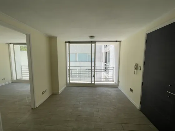 Venta Metro Santa Ana 1d1b + Terraza
