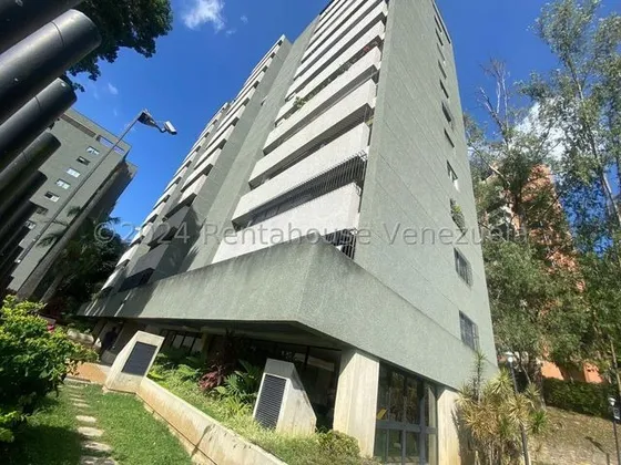 Hermoso Apartamento En Los Naranjos Del Cafetal  Vista Panorámica A El Ávila - Mm
