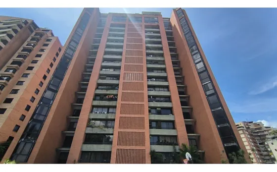 Se Alquila Apartamento 172m2 Sebucan 0172