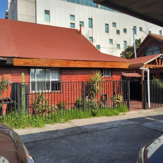 Casa En Condominio A Pasos Del Metro Trinidad