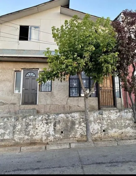 Casa 3d/2b En Valparaíso: ¡vive Cerca Del Mar!