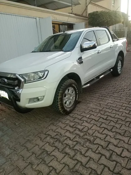 Ford Ranger 2.5 Xlt Cabina Doble 4x2 Mt