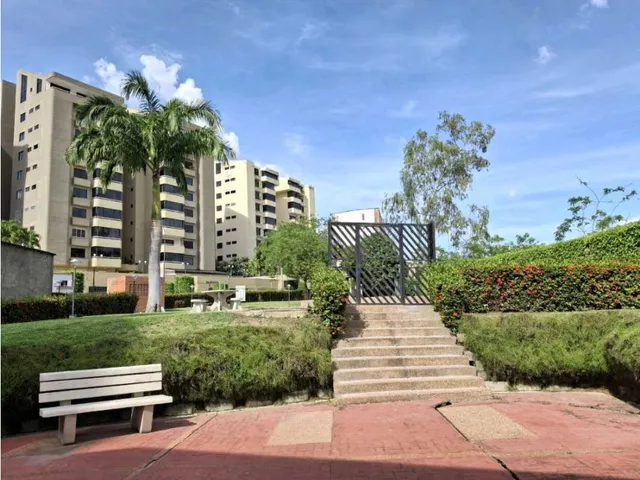 Se Alquila Apartamento 119m2 Guatire 9277