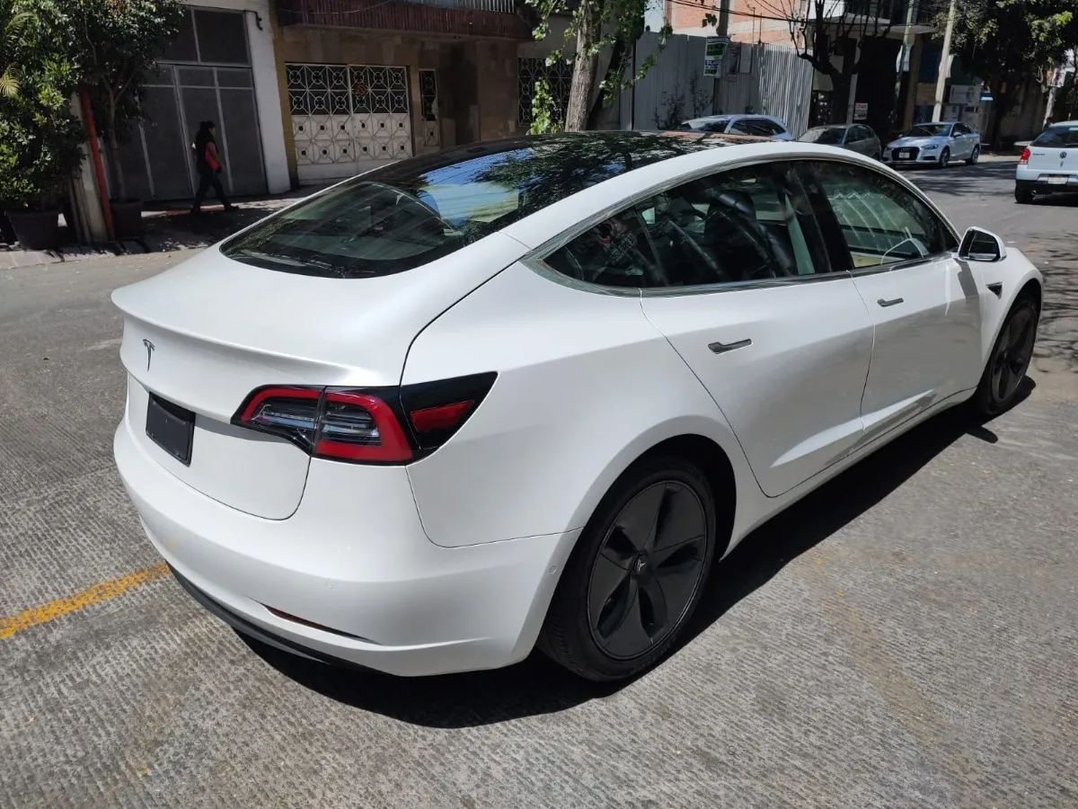 Tesla que pertenecía a la flota de Beat.