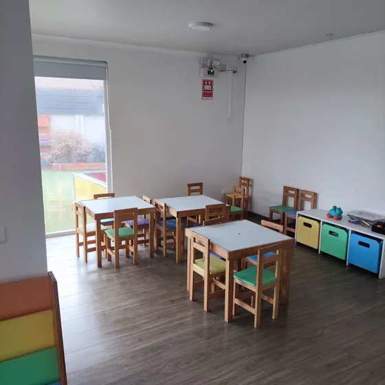 Casa De 3d 2b, Jardín Infantil 