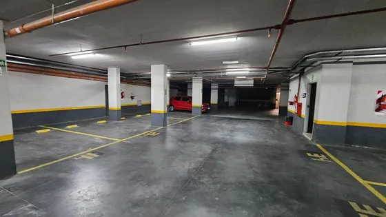 Venta Cochera En Shopping Melos Centro Carlos Paz
